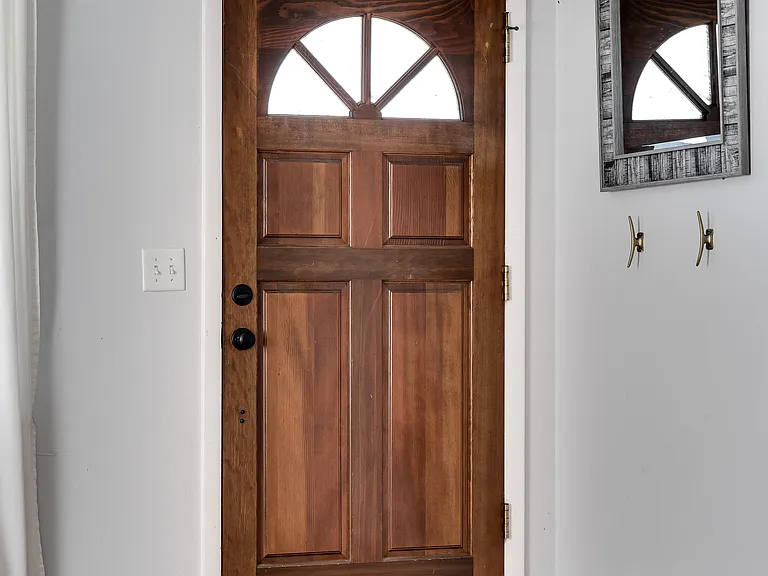 6209 Laramie Ave — Photo 11