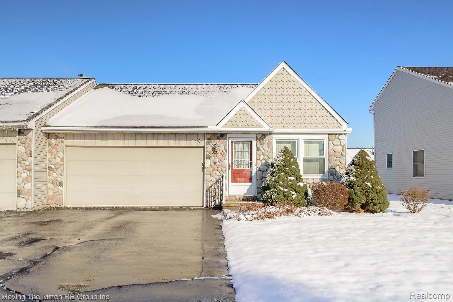446 Stonehaven Ct #14 photo 1