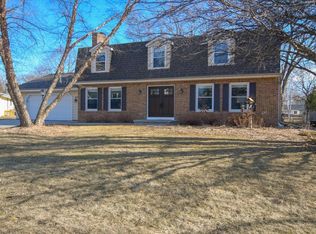 613 Terraview Dr, Green Bay, WI 54301