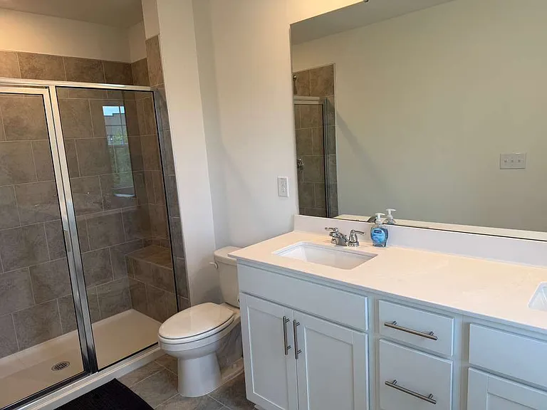 425 Venetian Dr — Photo 39