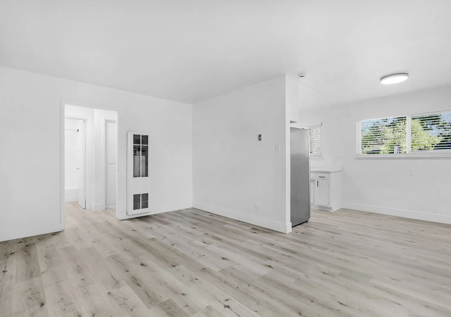 5479 Carlson Dr — Photo 3