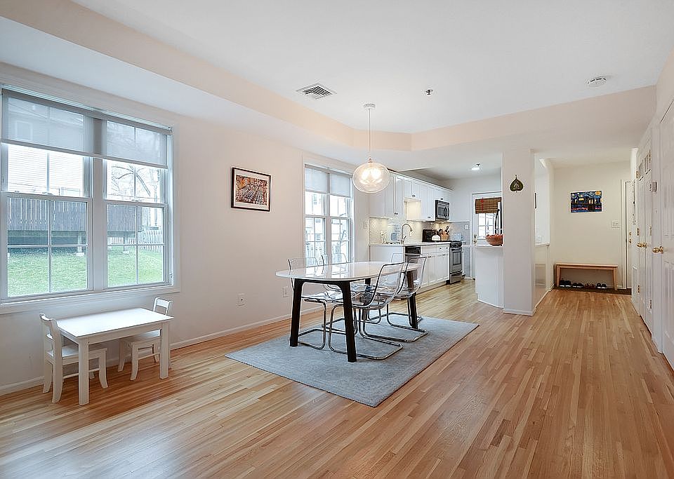 1st image of 17-25 Church St Unit 11