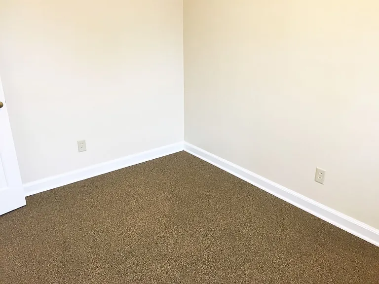 2405 N 6th St — Photo 37