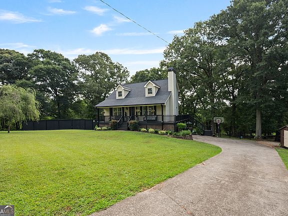 2nd image of 218 Johnson Dr