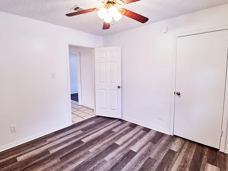 1504 Sherman Dr #701 — Photo 17