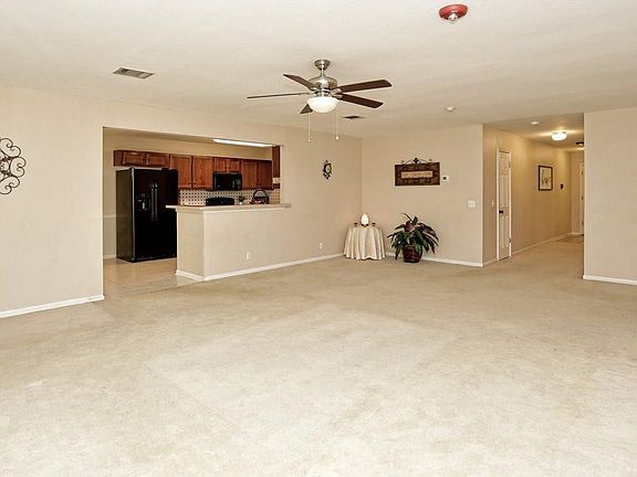 5th image of 17016 Copperhead Dr