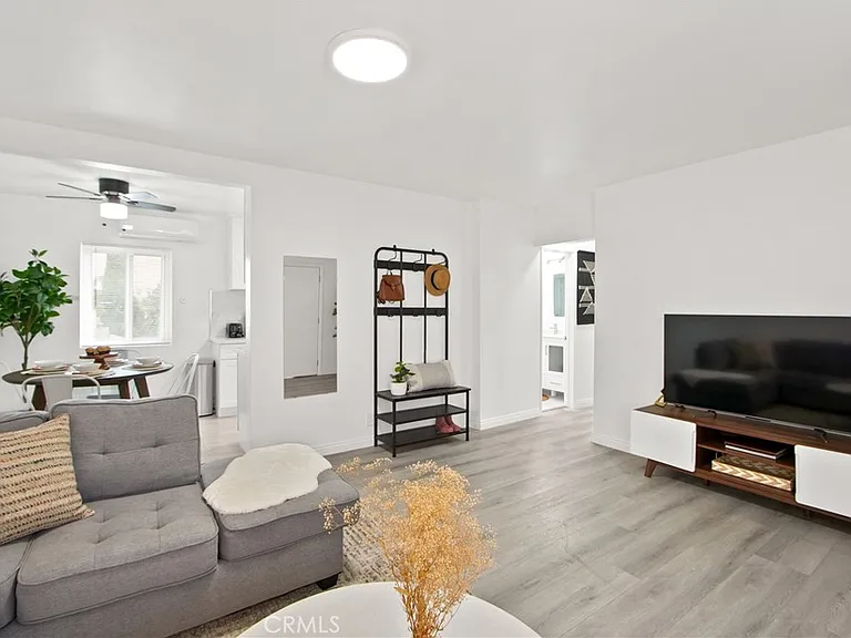 837 S Sierra Vista Ave #G — Photo 22