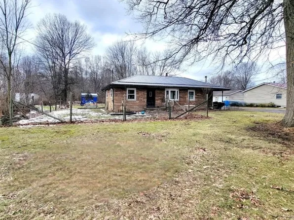 10303 Newell Ledge Rd, Garrettsville, OH 44231
