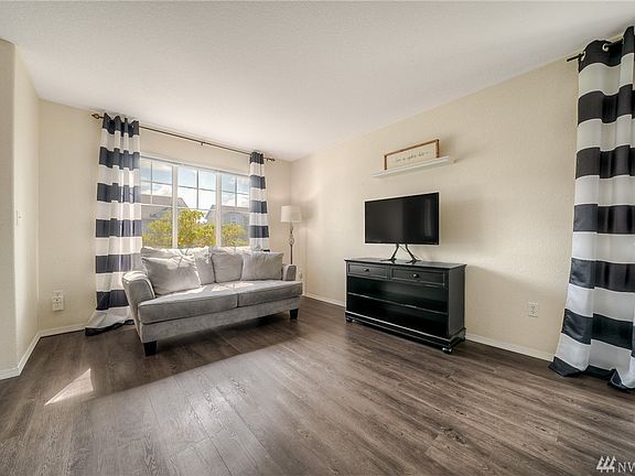 4th image of 9005 191st St E