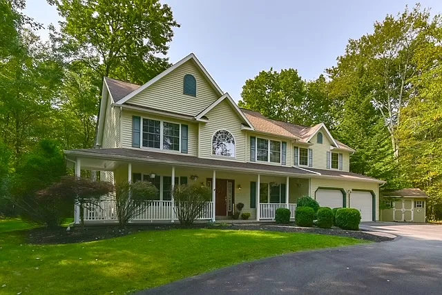 80 Hillbrook Drive - 1 — Photo 2