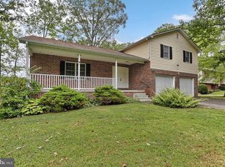 255 Longstreet Dr, Gettysburg, PA 17325