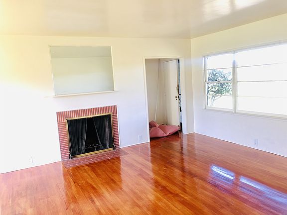 3rd image of 32050 Yucaipa Blvd
