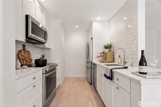 6333 Lake Washington Blvd NE #206 — Photo 9