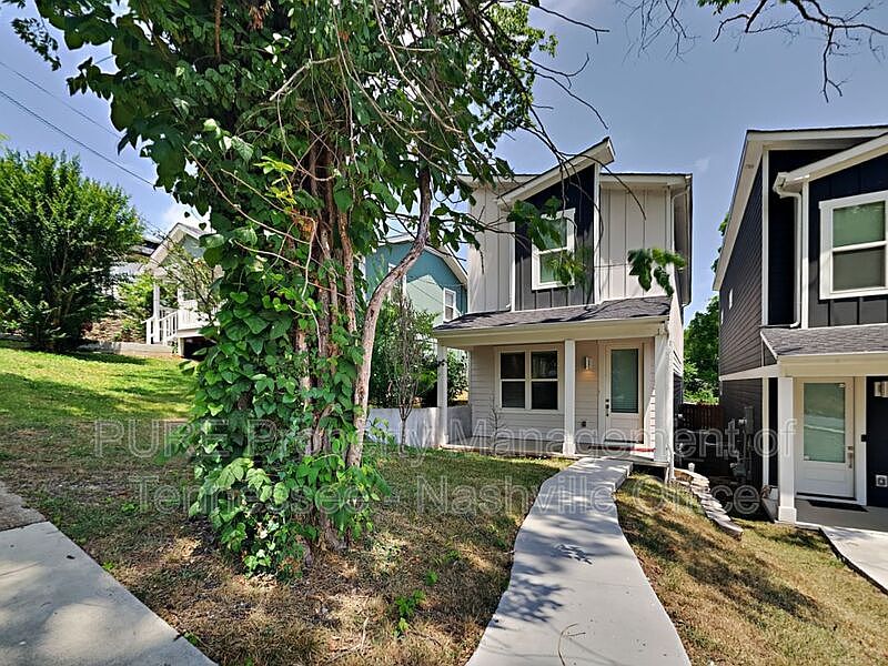 1st image of 1704B Simpkins St