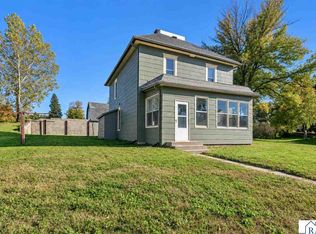 203 N 3rd St, Le Sueur, MN 56058