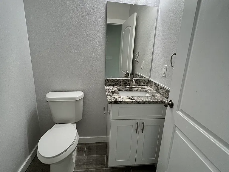 322 Vine St #102 — Photo 11