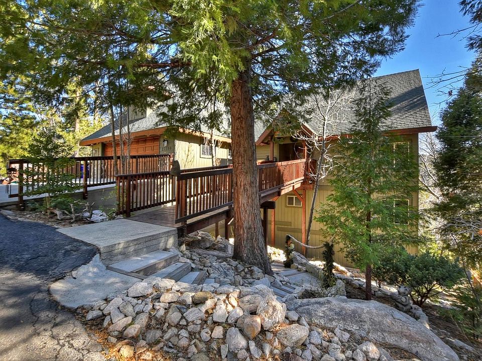 1st image of 27388 Elmwood Dr