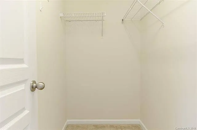 209 Spring Gardens Dr — Photo 2