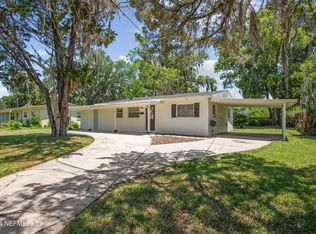 2911 Loran Dr W, Jacksonville, FL 32216