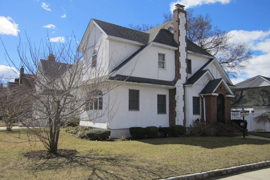 2nd image of 13902 223rd St