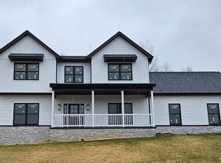 505 Tappan Zee Ln, Morgantown, WV 26508