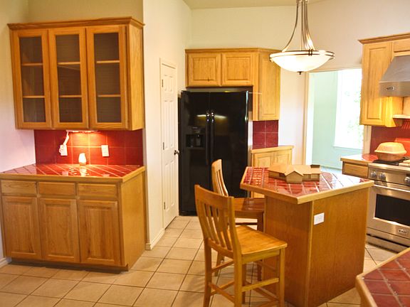 3rd image of 625 County Road 341