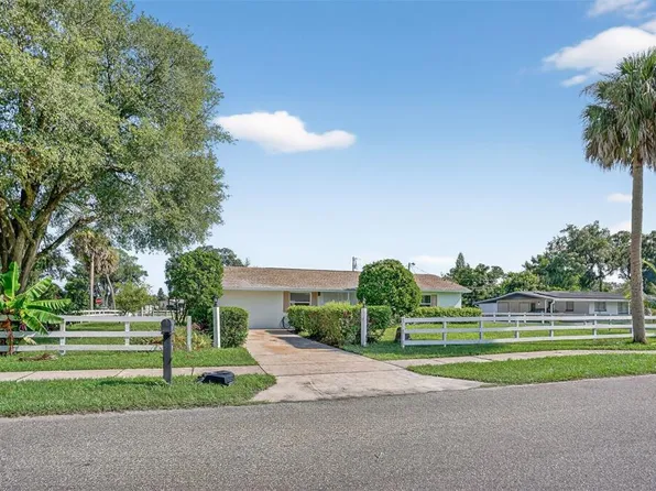 201 E 7th St, Chuluota, FL 32766