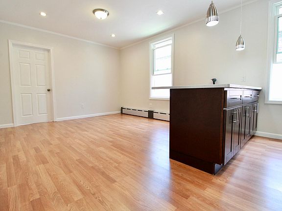 5th image of 1531 E 96th St #2LEFTTY