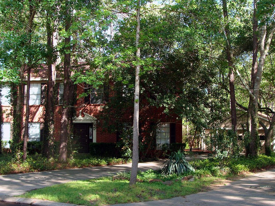 1st image of 1 Berryfrost Ln