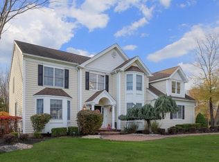 1043 Chambers Ct, Bridgewater, NJ 08807