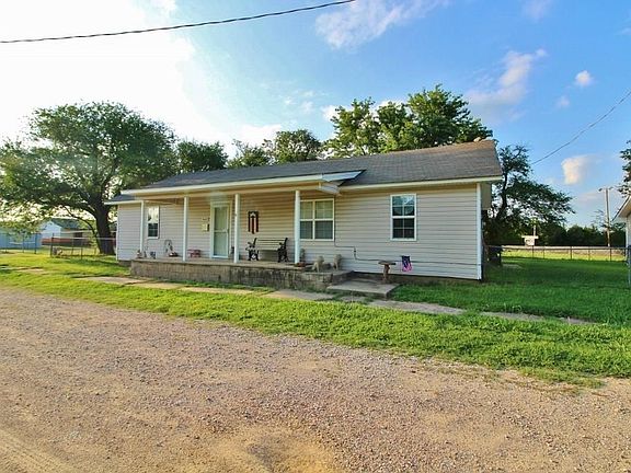 3rd image of 402 E Young St
