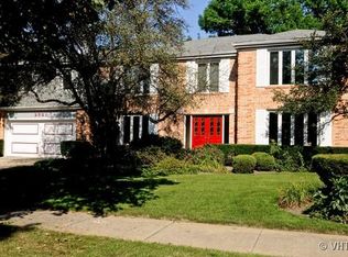 2521 Queens Way, Northbrook, IL 60062