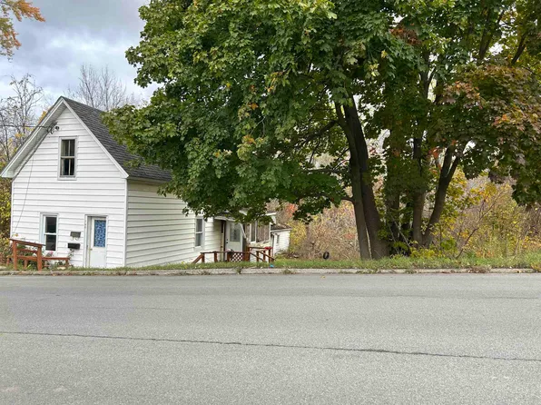 160 Water St, Massena, NY 13662