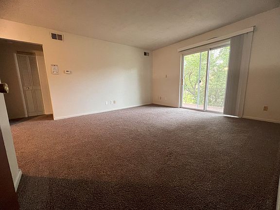 4th image of 1819 University Dr #A5