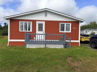 242 Main St, Peterview, NL A0H1Y0
