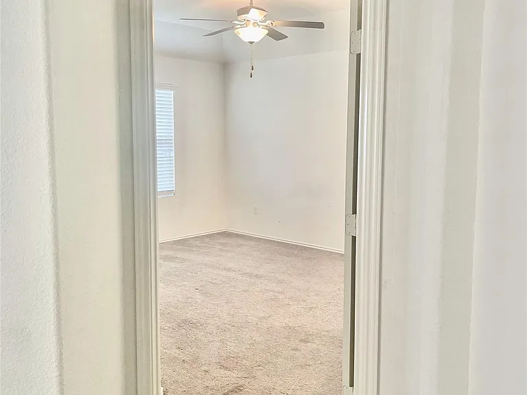 5716 Southerner Way — Photo 13