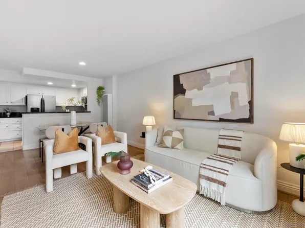 3957 Nobel Dr Unit 207, San Diego, CA 92122