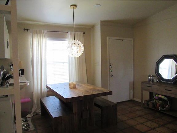 4th image of 2509 Trailside Dr #A