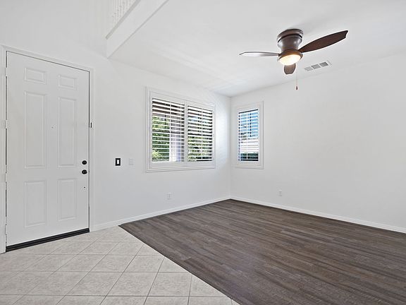 4th image of 35459 Sumac Ave