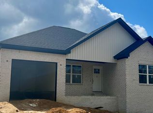 124 Sandy Hills Ct, Ozark, AL 36360