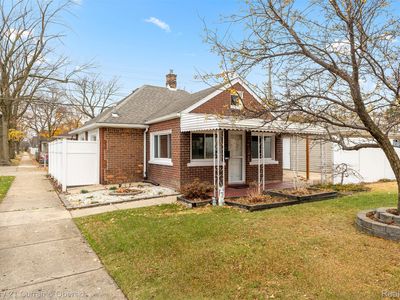 17285 Wood St, Melvindale, MI, 48122