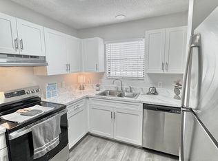8016 N Saint Peter Ave, Tampa, FL 33614