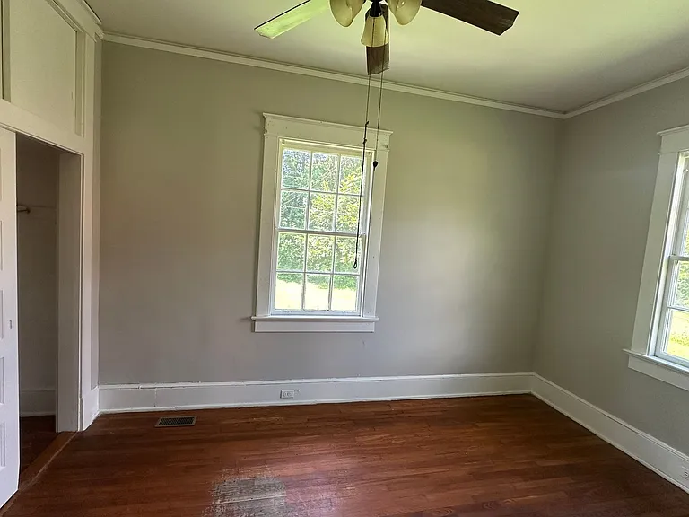 618 Grier St — Photo 9