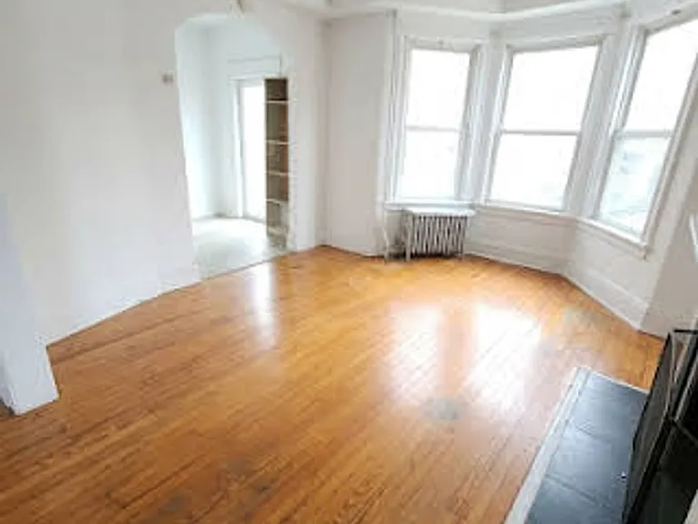 2768 Vauxhall Rd — Photo 13