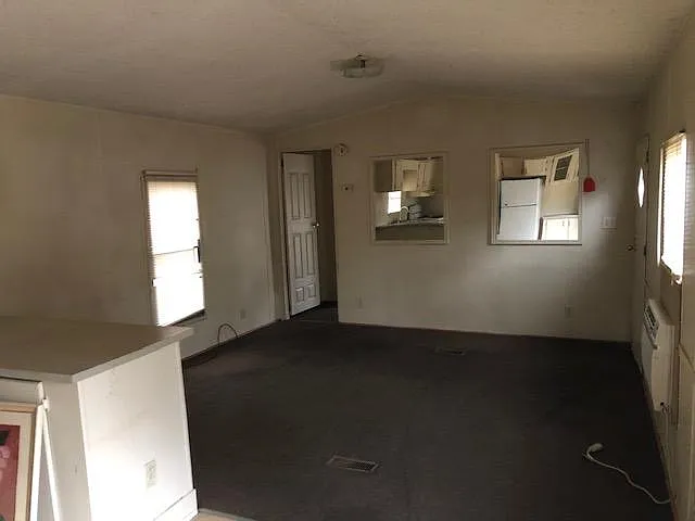912 Kathleen Dr #17 — Photo 10