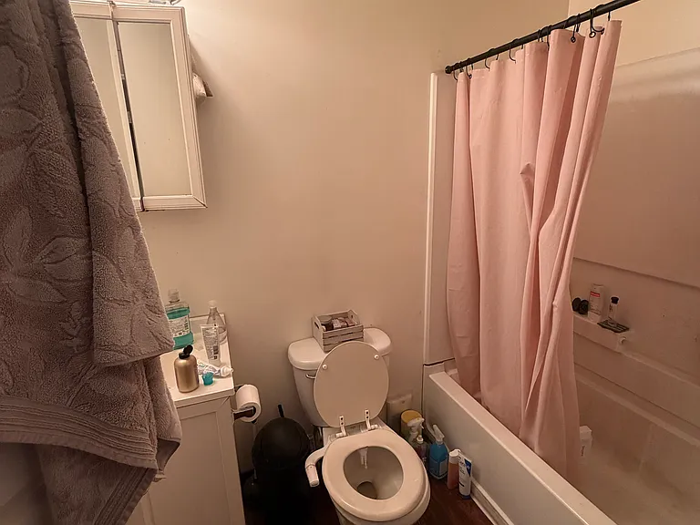 4500 Walnut St #302 — Photo 7