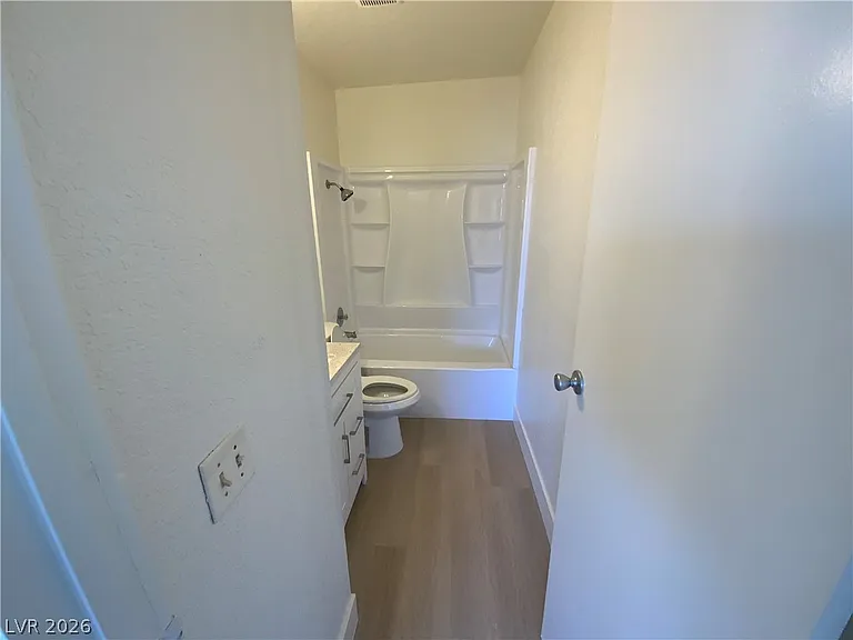 6994B Issac Ave #B — Photo 14