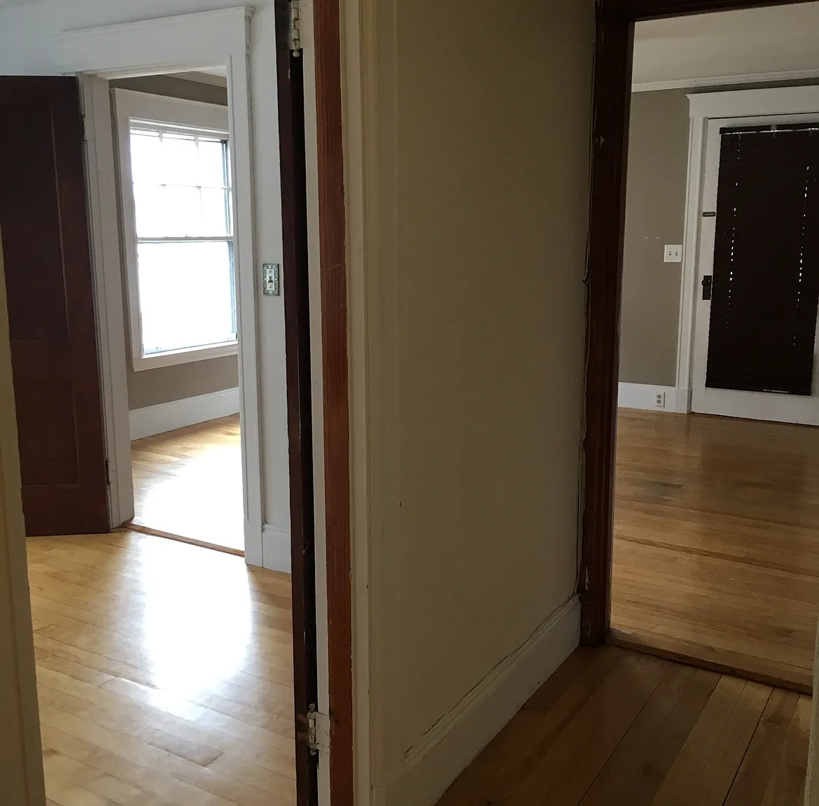 2 bed, 1200 sqft, $1,850 — Photo 2