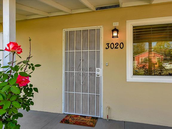 4th image of 3020 E Hills Dr