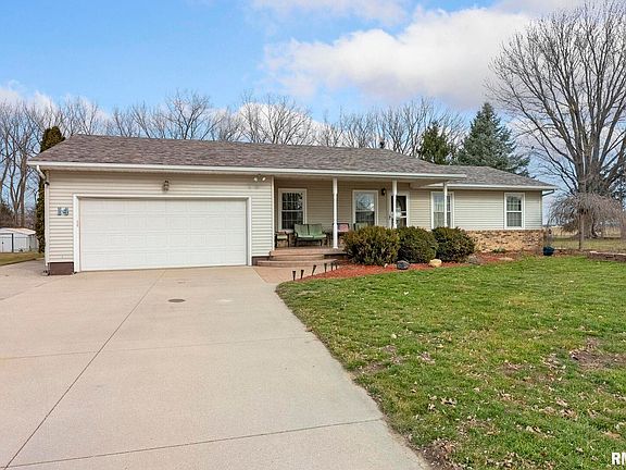 3rd image of 14 Crestview Dr